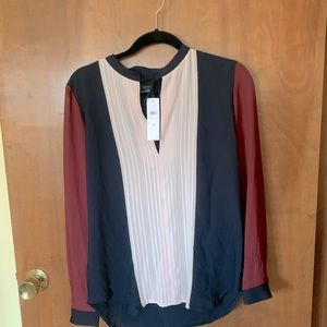 Ann Taylor women’s top